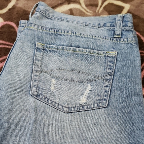 Jeans - Picture 2 of 6